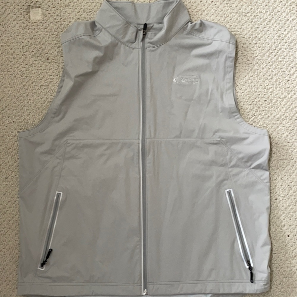 New Grey XL Cutter and Buck Windbreaker Vest